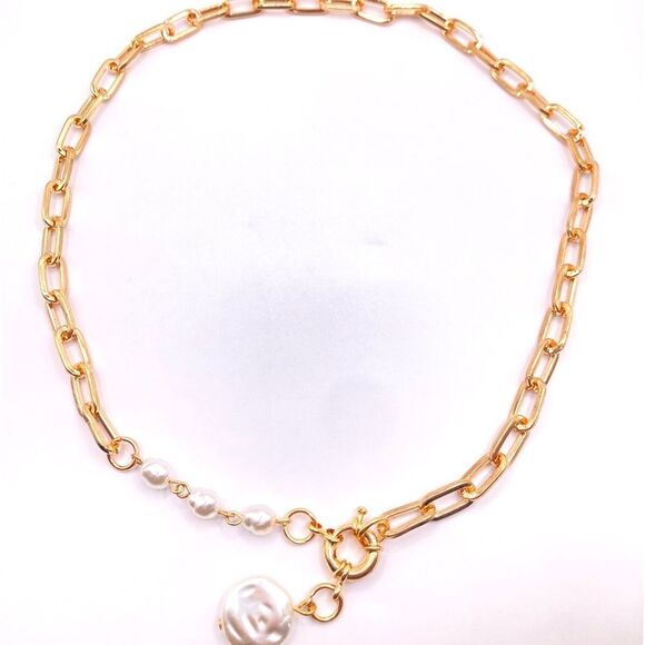Gold link chain faux pearl necklace - Picture 1 of 3